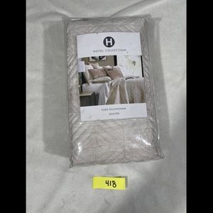 NIB Hotel Collection Woodrose Quilted 1 Euro Sham